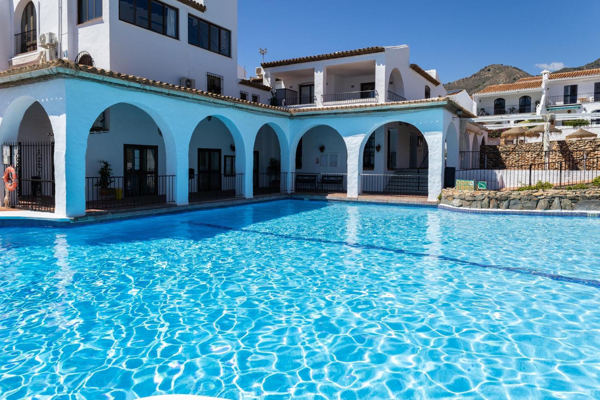 Capistrano Village B, 1 Bedroom + Free Wi-Fi Nerja Zewnętrze zdjęcie