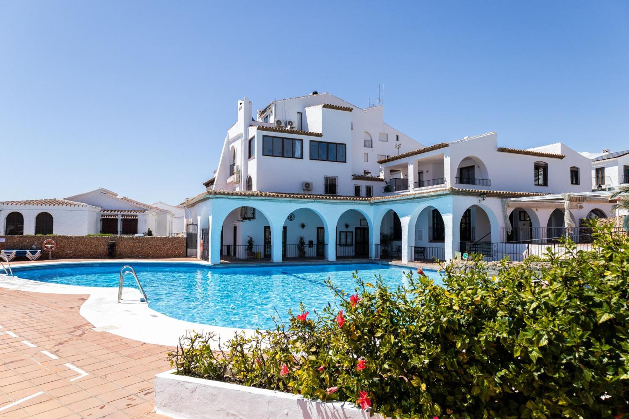 Capistrano Village B, 1 Bedroom + Free Wi-Fi Nerja Zewnętrze zdjęcie