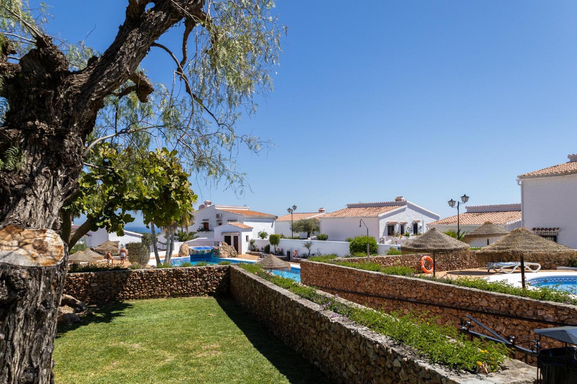 Capistrano Village B, 1 Bedroom + Free Wi-Fi Nerja Zewnętrze zdjęcie