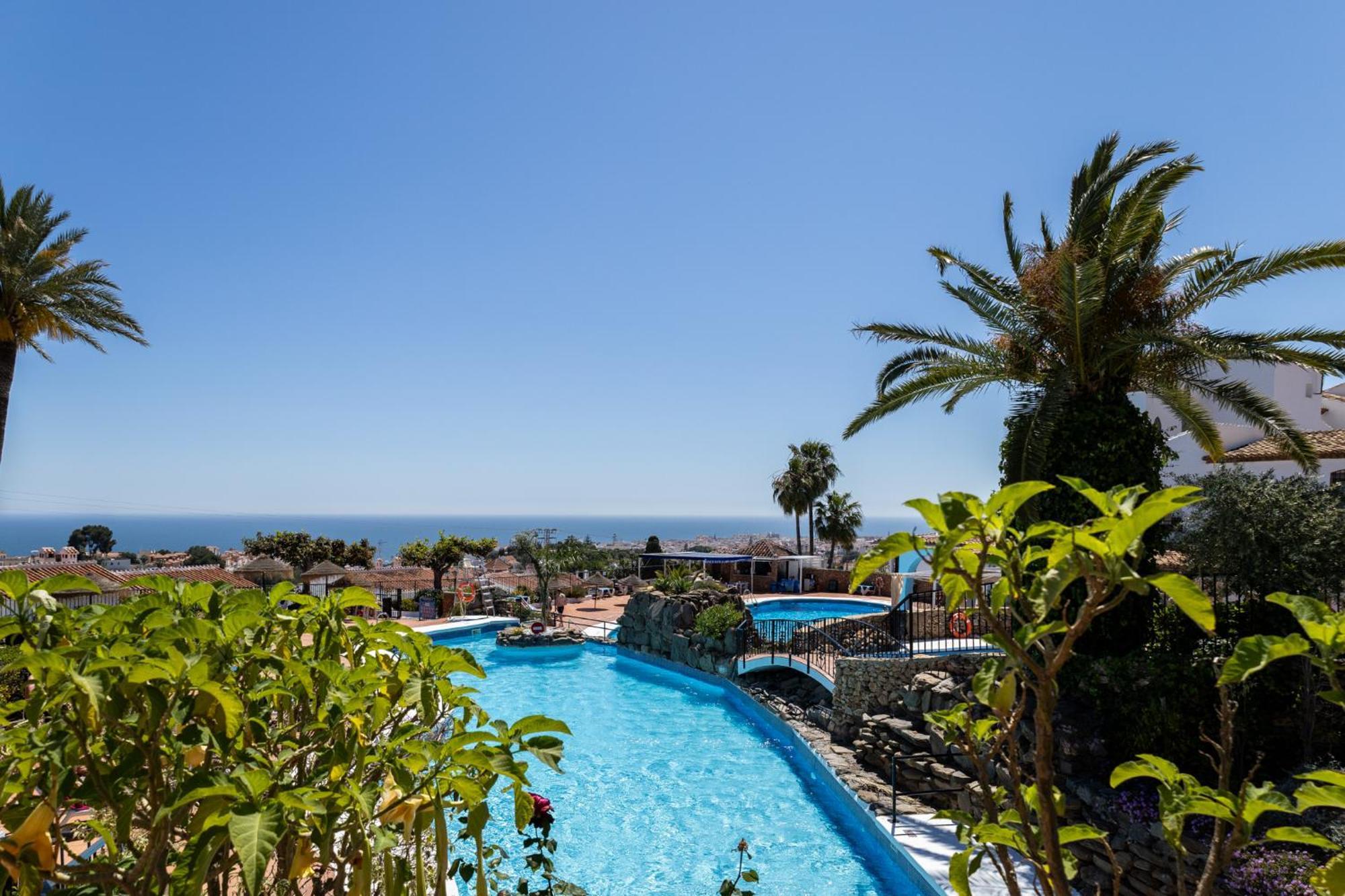 Capistrano Village B, 1 Bedroom + Free Wi-Fi Nerja Zewnętrze zdjęcie